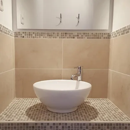 Perla Di Macchia Bonifacio (Corsica)