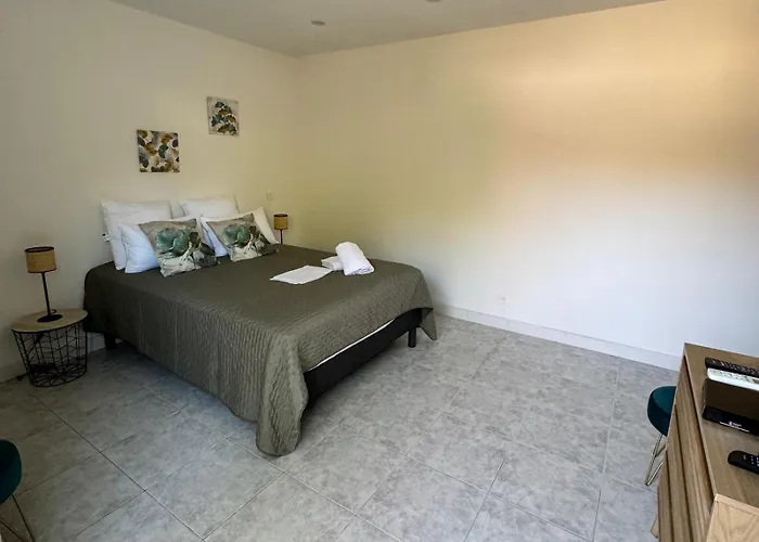 Perla Di Macchia 보니파시오