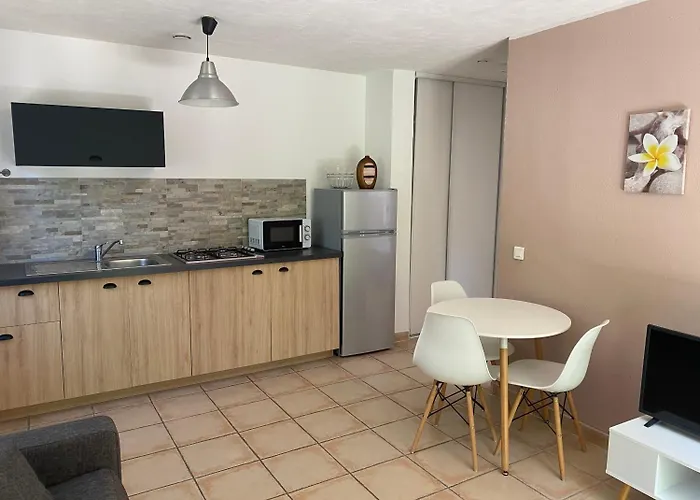 Perla Di Macchia 3*