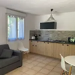 Perla Di Macchia 3*
