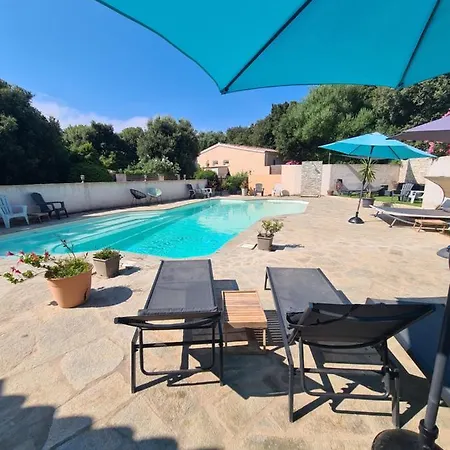 Prázdninový areál Perla Di Macchia Bonifacio (Corsica)