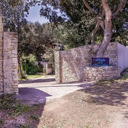 Prázdninový areál Perla Di Macchia Bonifacio (Corsica)