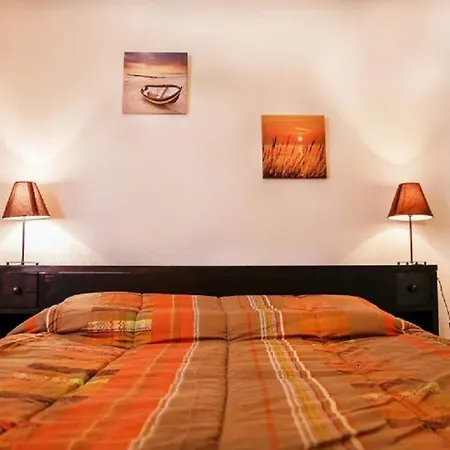 Perla Di Macchia 假日公园 3*
