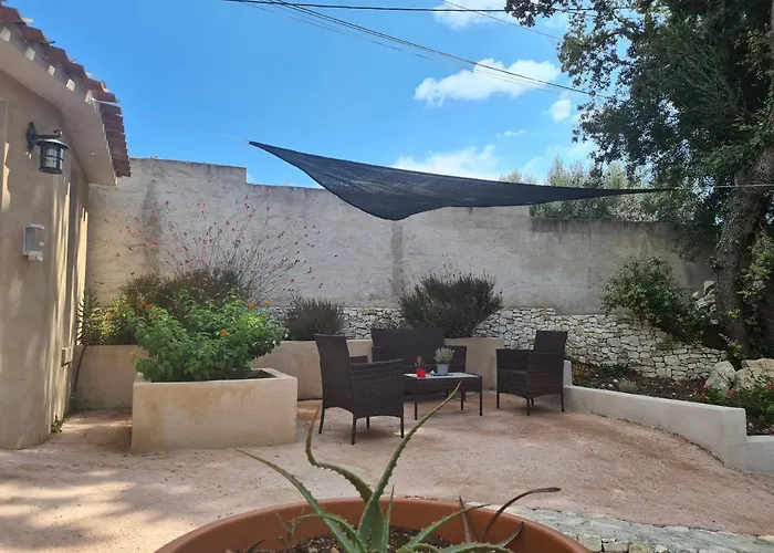 Perla Di Macchia Bonifacio (Corsica)