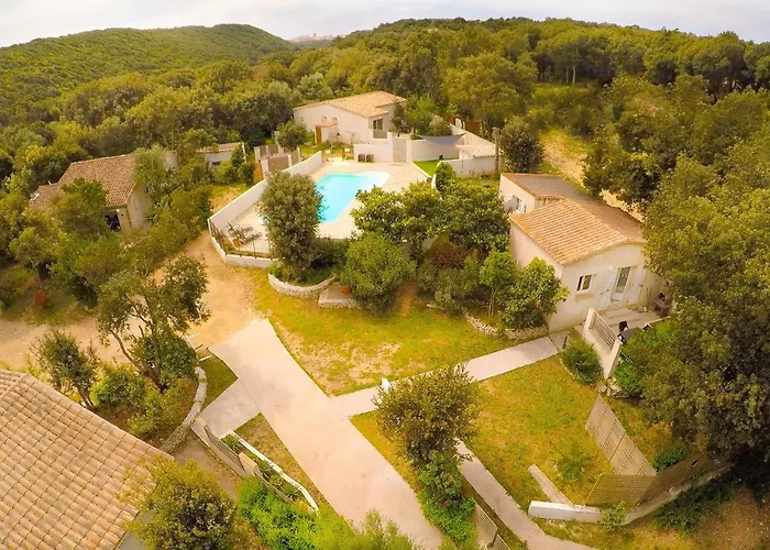 Perla Di Macchia Aldeamento Turístico 3*